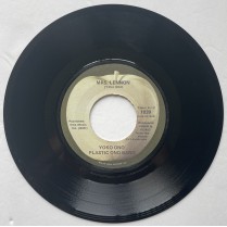 YOKO ONO - Mrs. Lennon - 7" Single