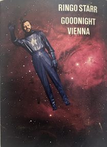 PRESS KIT - Goodnight Vienna (1975)